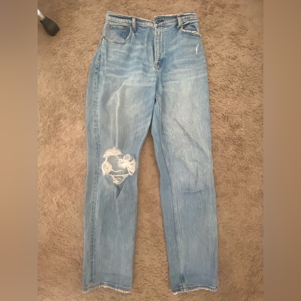 Abercrombie & Fitch Curve Love 90’s Straight Ultra High Rise Jean